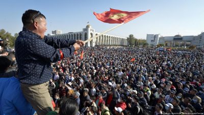 کرغزستان انتخابی دھاندلی کے خلاف عوام مشتعل پارلیمنٹ میں داخل سینکڑوں زخمی