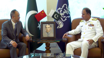چینی سفیر نونگ رونگ کا نیول ہیڈ کوارٹرز اسلام آباد کا دورہ