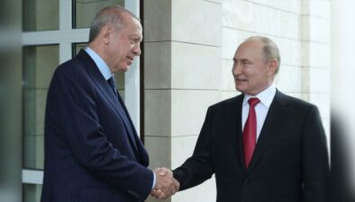 پیوٹن کا ترک صدر کو روسی ساختہ کورونا ویکسین ‘اسپوتنک’ لگوانے کا مشورہ