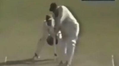 گیند وکٹوں کے بیچ سے نکل گئی، راشد لطیف نے میچ کی دلچسپ ویڈیو شیئر کر دی