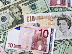 رواں ہفتے دونوں بازاروں میں ڈالر، پاؤنڈ اور یورو کی قیمتوں میں اضافہ