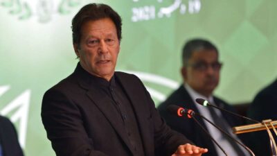 وزیراعظم عمران خان کی نااہلی کیلئے دائر درخواست خارج
