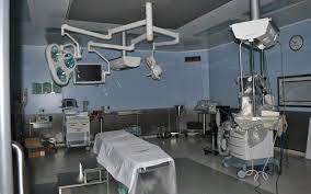 کریم آبادہسپتال میں سپیشلسٹ ڈاکٹرزکی کمی،نرسنگ عملے کی من مانیاں