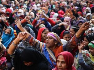 بھارت میں ہزاروں مسلمانوں کی گھروں سے بے دخلی روکنے کا حکم