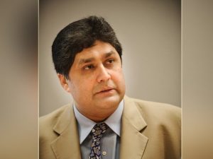 نواز شریف کے سابق پرنسپل سیکرٹری فواد حسن احتساب عدالت سے بری
