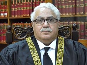 وکلا کا جسٹس مظاہر کے خلاف کارروائی کیلیے سپریم جوڈیشل کونسل سے رجوع