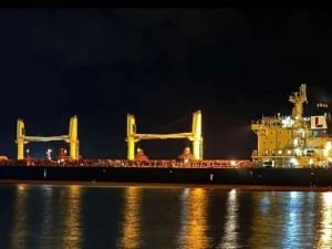 روس سے 5 ہزار میٹرک ٹن گندم لانے والا بحری جہاز گوادر پورٹ پر لنگر انداز